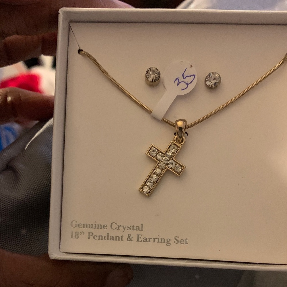 New Genuine Crystal Cross Necklace and Earring Set